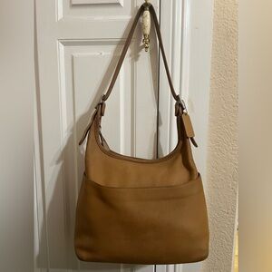 Coach Vintage Tan Leather Shoulder Bag #9058